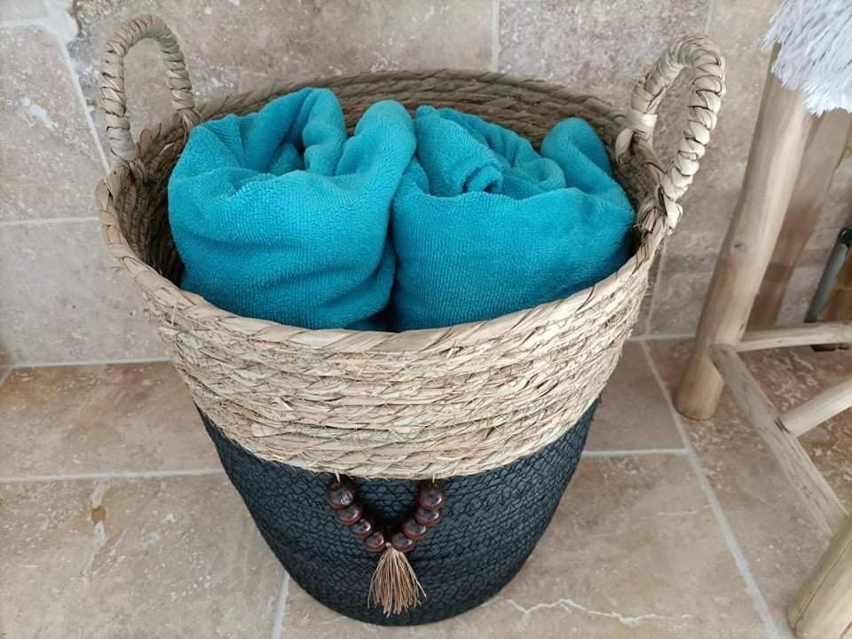 Juillac  La Maison Bleue מראה חיצוני תמונה