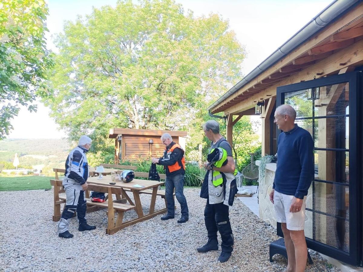 Juillac  La Maison Bleue מראה חיצוני תמונה