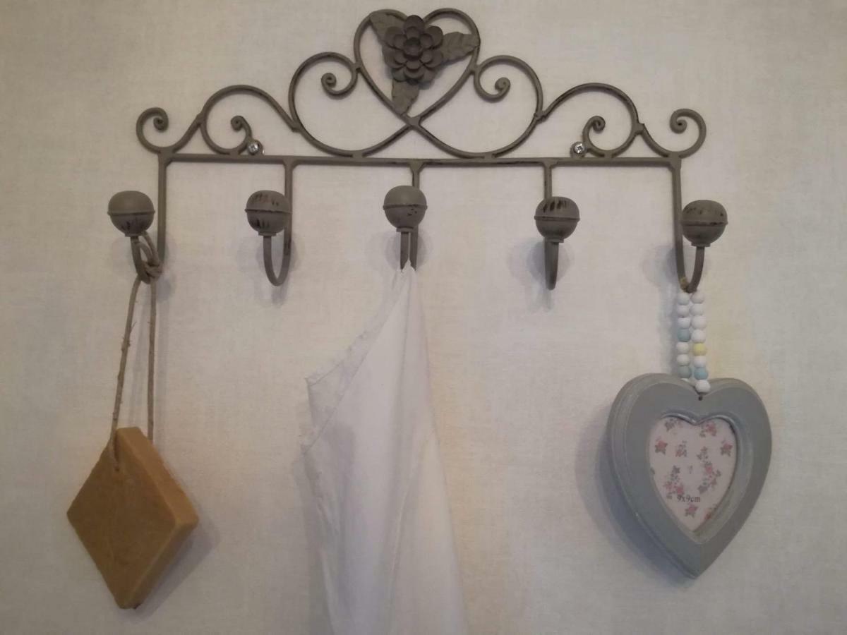Juillac  La Maison Bleue מראה חיצוני תמונה